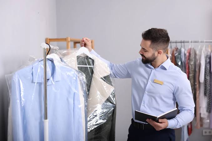 Instant dry cleaning in Abu Dhabi 2026